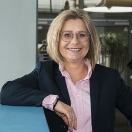 TROPPER DATA SERVICE https://tropper.de/ Claudia Felten ist Key-Account Manager bei der TROPPER DATA SERVICE AG.
