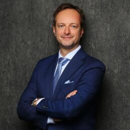 TROPPER DATA SERVICE https://tropper.de/unternehmen/ Die schnelle Digitalisierung und Datenextraktion. David Ender Vorstand TROPPER DATA SERVICE uai